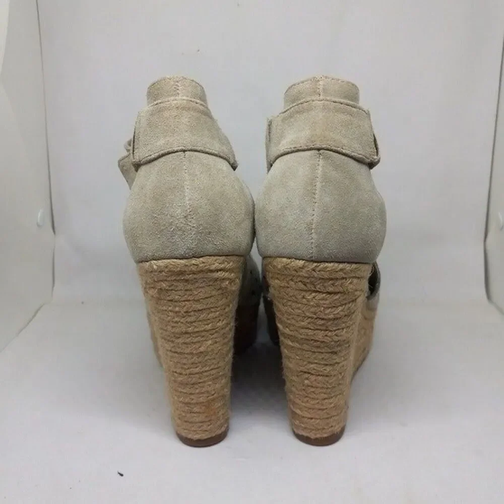 Marc Fisher Helina Size 9M Suede Espadrille Wedges-Taupe-Laser Cut-Peep Toe-Boho